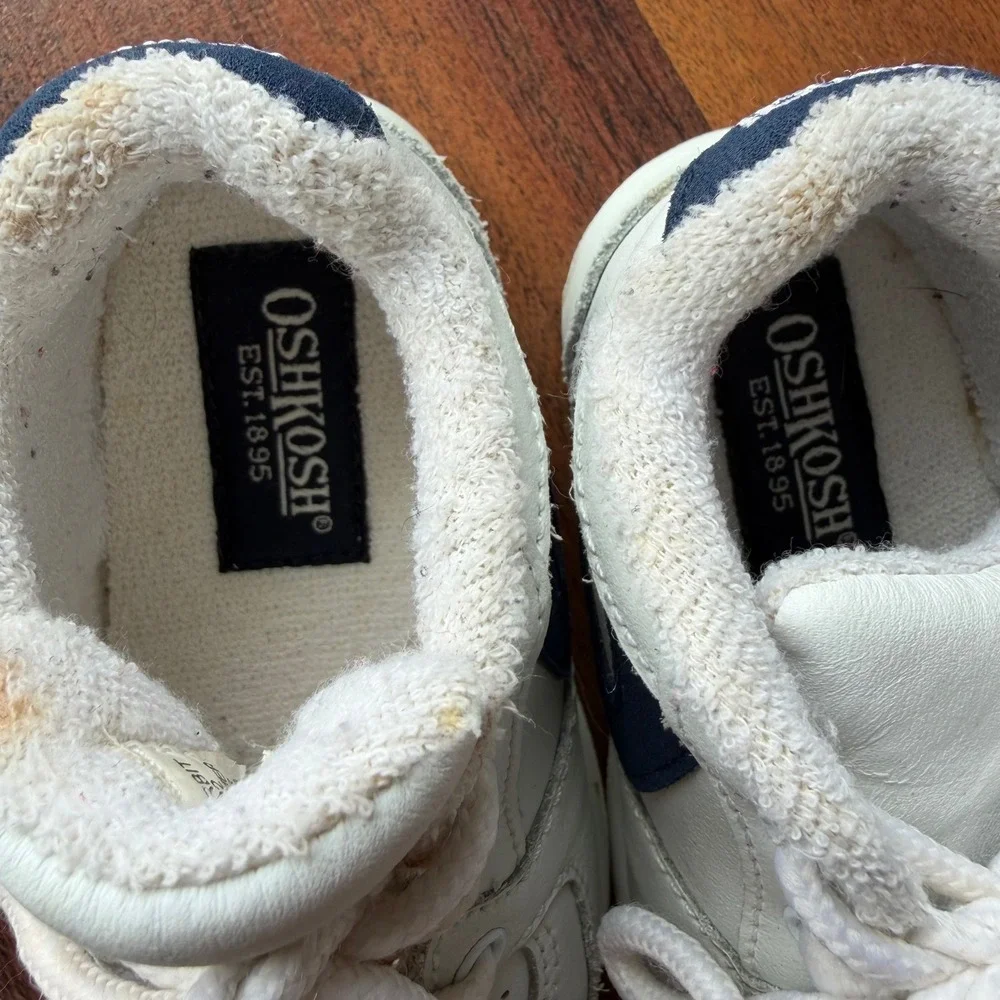 OshKosh Bgosh Lil Orbit White Navy‎ Leather Sneakers Infant Size 2.5 402402 2004